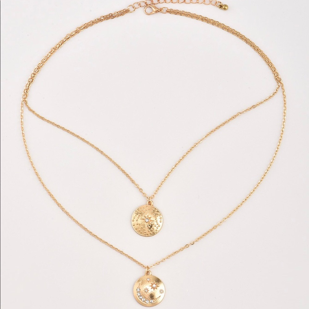 SELENE • Moon and Star Pendant Necklace - Picture 4 of 6